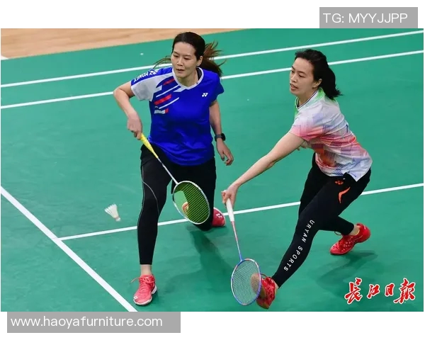 南京羽毛球队与西安羽毛球队赛后复盘个人能力分析与对比